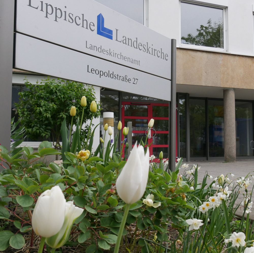 Einführung in die Deutsche Gebärdensprache - Im Landeskirchenamt: Einführung in die Deutsche Gebärdensprache