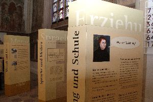Ausstellung zur Reformation - Die Ausstellung kann bis zum 15. April besichtigt werden. Sie ist täglich außer montags von 9 bis 18 Uhr geöffnet.