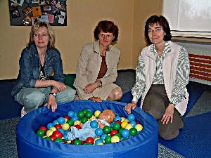 Junge Eltern unterstützen - Bieten Beratung für Eltern mit Säuglingen und Kleinkindern: Ingrid Moczarski, Birgit Piltman (Beide Ev. Familienbildung) und Heike Grünzel (Ev. Beratungszentrum)